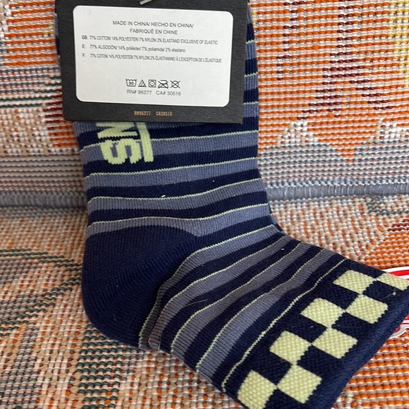 VANS “Off The Wall” Women’s socks  
NWT - Picture 5 of 16